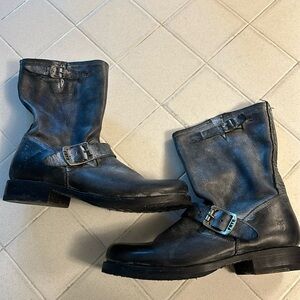 Frye Veronica boot